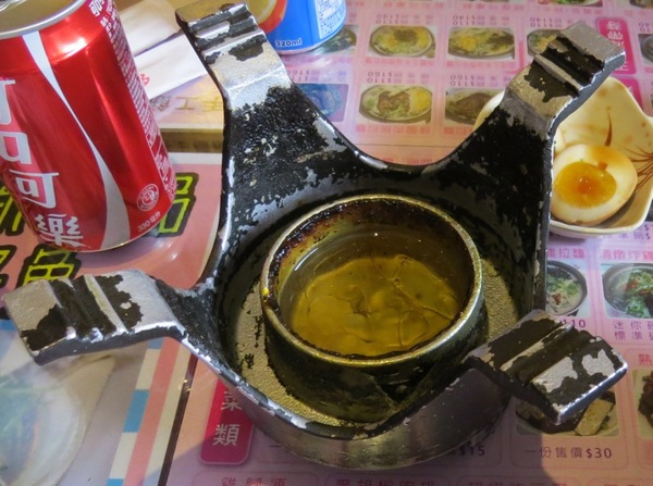 博多拉麵(板橋府中店)：不可錯過好吃的博多拉麵/板橋府中店