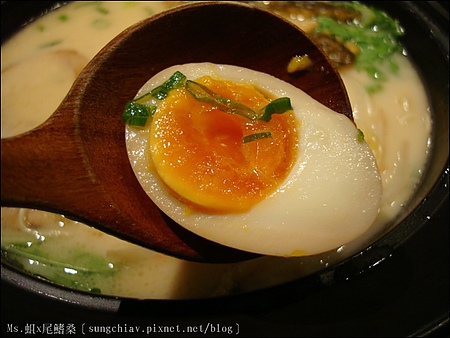 樂麵屋(永康公園)：［永康商圈］樂麵屋．永康公園店｜炸雞比拉麵更吸引我