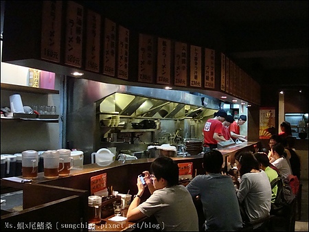 樂麵屋(永康公園)：［永康商圈］樂麵屋．永康公園店｜炸雞比拉麵更吸引我