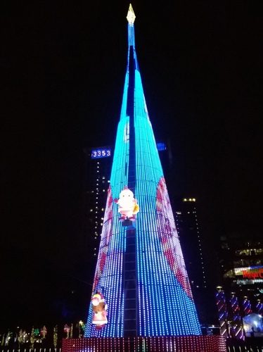 上癮異國小廚:你儂我儂的瑞士起司鍋&新北市政府marry christmas~上癮異國小廚