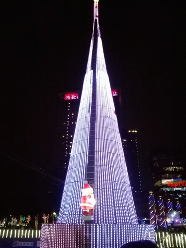 上癮異國小廚:你儂我儂的瑞士起司鍋&新北市政府marry christmas~上癮異國小廚