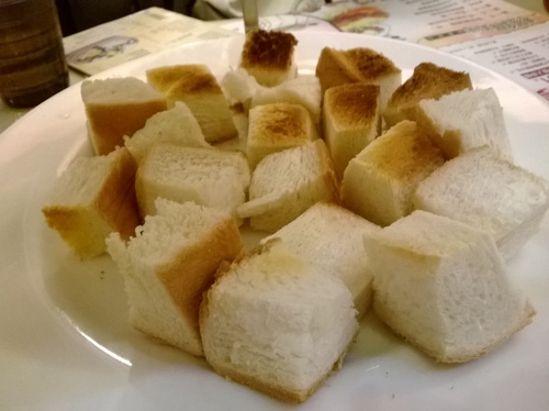 上癮異國小廚:你儂我儂的瑞士起司鍋&新北市政府marry christmas~上癮異國小廚