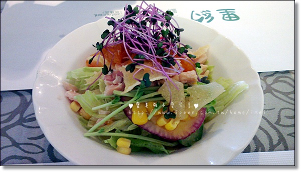 里約歐義廚房(板橋店)：<體驗>里約Rio歐義廚房 氣氛裝潢一級棒! (近板橋府中站)