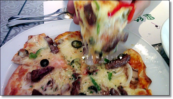 里約歐義廚房(板橋店)：<體驗>里約Rio歐義廚房 氣氛裝潢一級棒! (近板橋府中站)