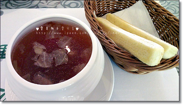 里約歐義廚房(板橋店)：<體驗>里約Rio歐義廚房 氣氛裝潢一級棒! (近板橋府中站)