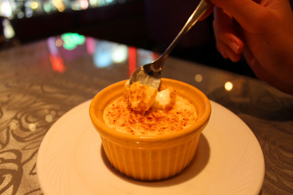 里約歐義廚房(板橋店)：[台北]不可置信! 一整隻魷魚上菜了!!!!