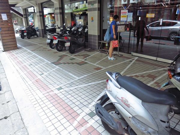 【新莊】傳品牛排-buffet自助式牛排餐廳