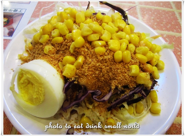 蔡家牛排:比鐵板還大的牛排吃起來真過癮