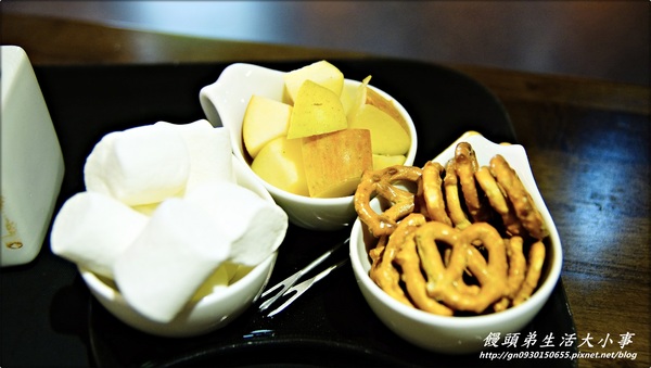 in Joy chocolate：【食記／新北市】甜甜蜜蜜的下午茶♪♪in Joy chocolate♪♪