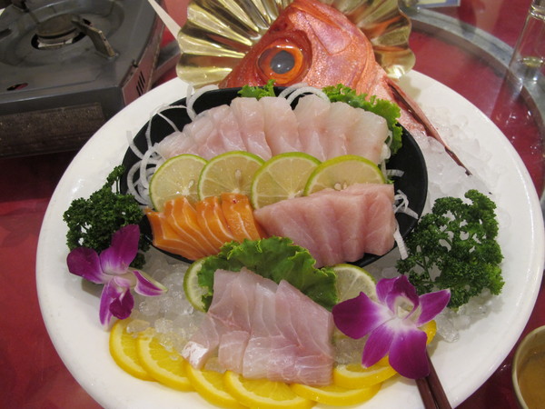 海釣族海鮮小館:(食記)新北市板橋區文化路海釣族。中國復古風貴氣逼人。海鮮料理美味新鮮。