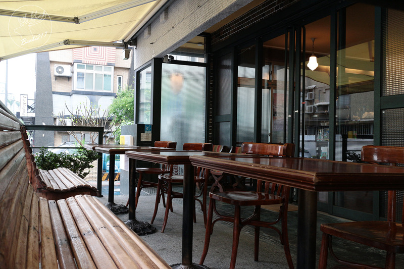 Banbi217 美食旅遊: [台北大安區]咖啡小自由 Libero Coffee&Bar,金華街、永康街商圈咖啡館與酒吧(捷運東門站)