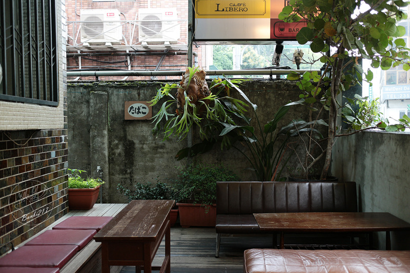 Banbi217 美食旅遊: [台北大安區]咖啡小自由 Libero Coffee&Bar,金華街、永康街商圈咖啡館與酒吧(捷運東門站)