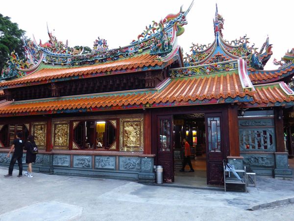 【新北市中和】烘爐地-台北美麗夜景盡收眼底-約會聖地