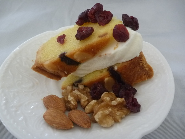 豆穌朋迷你泡芙：【試吃】美味歐式蛋糕瑪德蓮派-豆穌朋