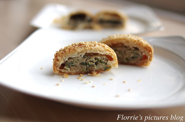 老中央燒餅店:新店區美食~老中央燒餅~皮酥餡多的燒餅!