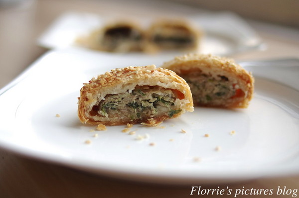 老中央燒餅店:新店區美食~老中央燒餅~皮酥餡多的燒餅!