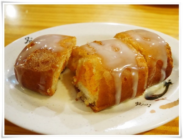 烤堂(德和店)：【永和】烤堂(得和店)－N訪！！！單點式平價炭烤串燒，宵夜好去處。激推煉乳銀絲捲、烤豆皮、墨魚香腸、臭豆腐