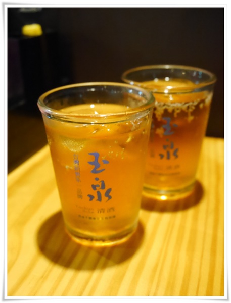 烤堂(德和店)：【永和】烤堂(得和店)－N訪！！！單點式平價炭烤串燒，宵夜好去處。激推煉乳銀絲捲、烤豆皮、墨魚香腸、臭豆腐