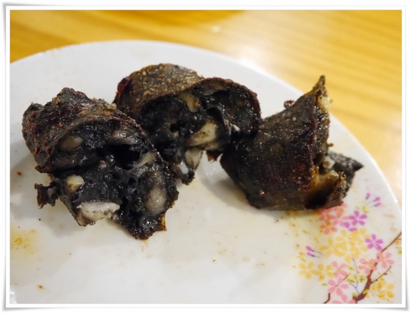 烤堂(德和店)：【永和】烤堂(得和店)－N訪！！！單點式平價炭烤串燒，宵夜好去處。激推煉乳銀絲捲、烤豆皮、墨魚香腸、臭豆腐