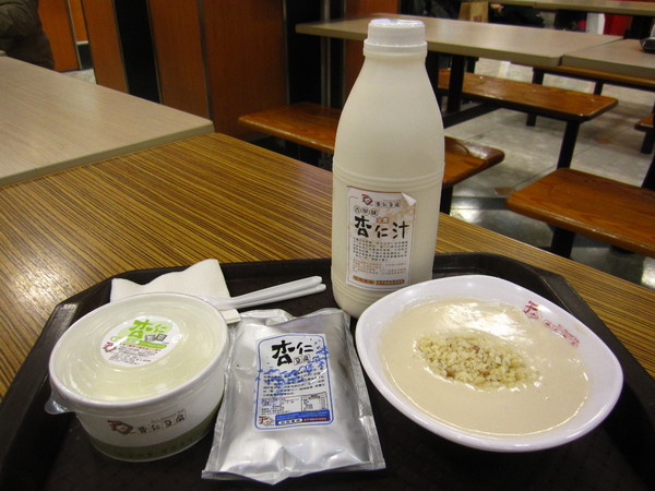 于記杏仁豆腐(樂華店):超好吃的消暑聖品