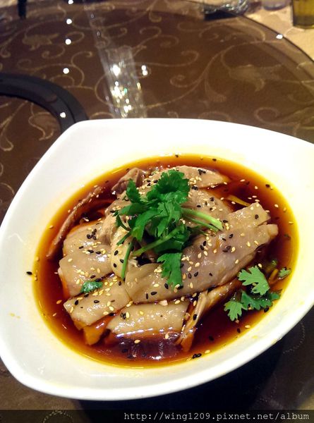 川蜀食尚(環球購物中心):融合時尚與美味的川菜。川蜀食尚