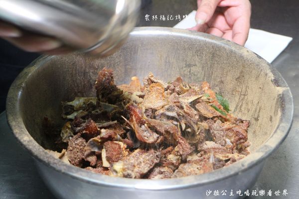 雲林福記烤鴨：中和烤鴨『雲林福記烤鴨』排隊美食/烤鴨達人/捷運景安站