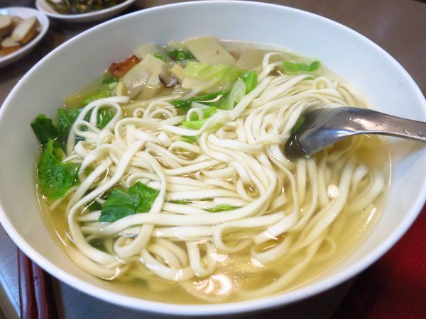 【中和美食】巴豆妖重慶抄手麵食-酸酸辣辣的抄手麵