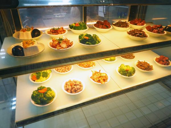 【中和美食】濠記食坊-麻而不辣的特殊紅油抄手