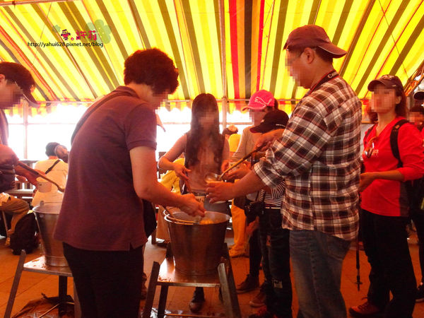 許莉。東北角草嶺古道