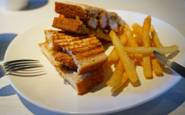 LOVE PARK 美國費城起司牛排堡(原起司大衛)：【台北．西門町】起司大衛－新美式創意料理