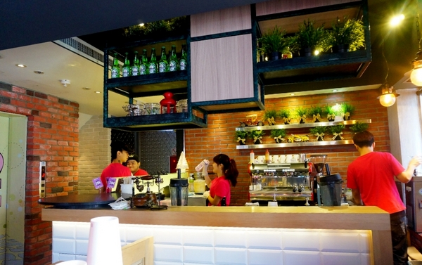 LOVE PARK 美國費城起司牛排堡(原起司大衛)：【台北．西門町】起司大衛－新美式創意料理