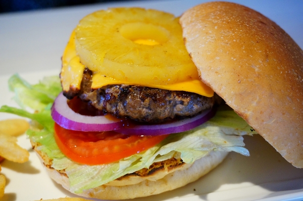 LOVE PARK 美國費城起司牛排堡(原起司大衛)：【台北．西門町】起司大衛－新美式創意料理