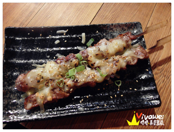 酌屋：台北內湖區｜有live演唱的燒肉串燒日式居酒屋『酌屋燒肉居酒屋』 串燒 燒烤 啤酒 喝酒 松阪豬 烤麻糬  駐唱 消夜 深夜食堂