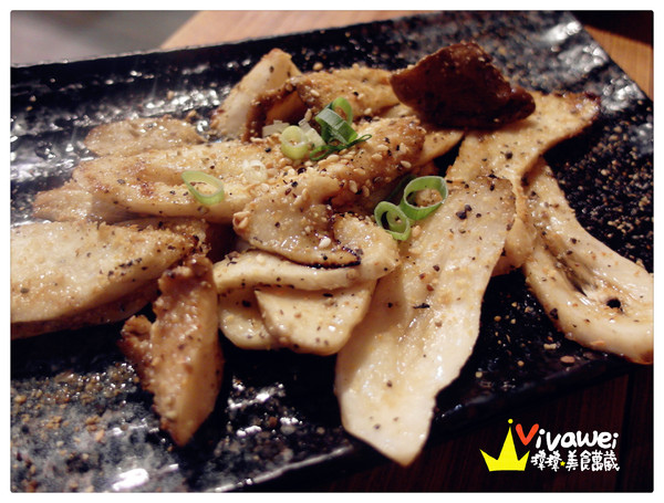 酌屋：台北內湖區｜有live演唱的燒肉串燒日式居酒屋『酌屋燒肉居酒屋』 串燒 燒烤 啤酒 喝酒 松阪豬 烤麻糬  駐唱 消夜 深夜食堂