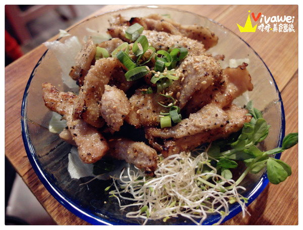 酌屋：台北內湖區｜有live演唱的燒肉串燒日式居酒屋『酌屋燒肉居酒屋』 串燒 燒烤 啤酒 喝酒 松阪豬 烤麻糬  駐唱 消夜 深夜食堂