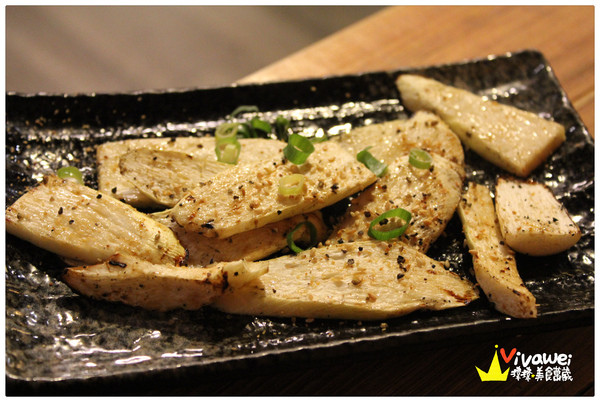 酌屋：台北內湖區｜有live演唱的燒肉串燒日式居酒屋『酌屋燒肉居酒屋』 串燒 燒烤 啤酒 喝酒 松阪豬 烤麻糬  駐唱 消夜 深夜食堂