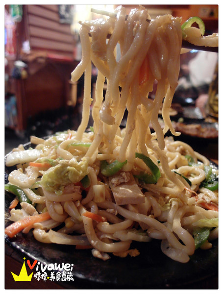 酌屋：台北內湖區｜有live演唱的燒肉串燒日式居酒屋『酌屋燒肉居酒屋』 串燒 燒烤 啤酒 喝酒 松阪豬 烤麻糬  駐唱 消夜 深夜食堂