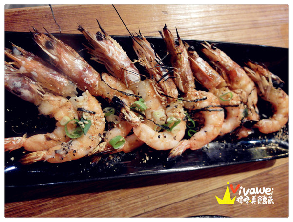 酌屋：台北內湖區｜有live演唱的燒肉串燒日式居酒屋『酌屋燒肉居酒屋』 串燒 燒烤 啤酒 喝酒 松阪豬 烤麻糬  駐唱 消夜 深夜食堂