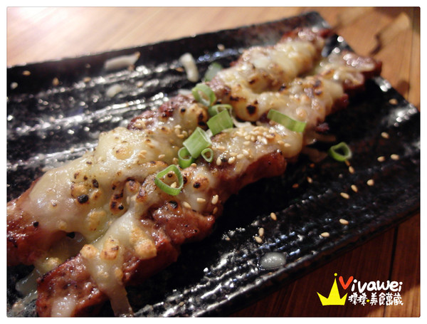 酌屋：台北內湖區｜有live演唱的燒肉串燒日式居酒屋『酌屋燒肉居酒屋』 串燒 燒烤 啤酒 喝酒 松阪豬 烤麻糬  駐唱 消夜 深夜食堂