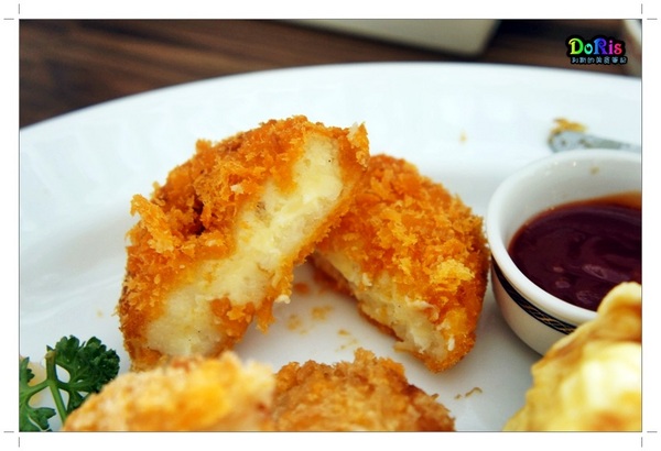 Daily日式咖哩蛋包飯專門店(三峽北大店)：鄉村風格&滑嫩多汁姆蛋包飯好誘人-Daily日式咖哩蛋包飯