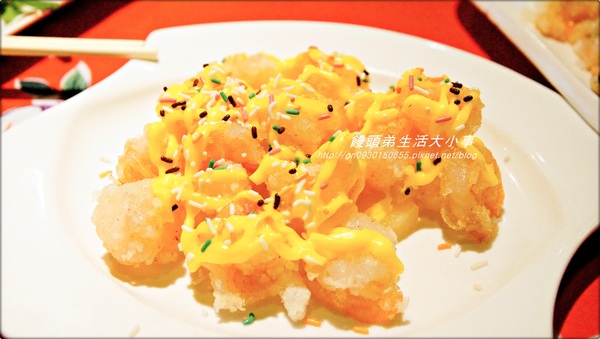 幸福宴民族文化餐館:【食記/新北市】超復古餐廳~讓你回到50年代的好滋味♪♪幸福宴民族文化餐館♪♪