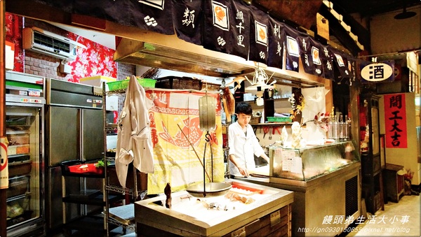 幸福宴民族文化餐館:【食記/新北市】超復古餐廳~讓你回到50年代的好滋味♪♪幸福宴民族文化餐館♪♪