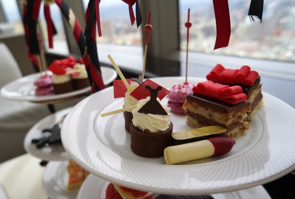 香格里拉台北遠東國際大飯店-馬可波羅餐廳:馬可波羅 ♥ 38樓下午茶 ♥ 小黑裙聖誕派對