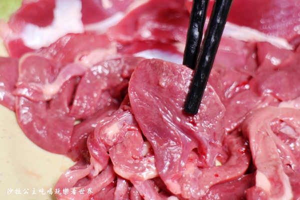 霸味薑母鴨:三重薑母鴨火鍋『霸味薑母鴨(全台總店)』吃過都說讚/消夜/可外帶