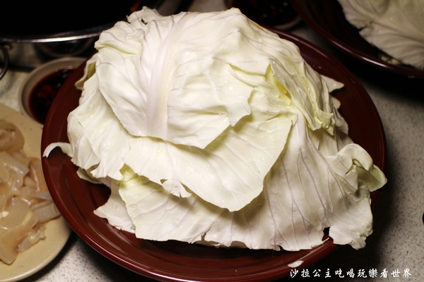 霸味薑母鴨:三重薑母鴨火鍋『霸味薑母鴨(全台總店)』吃過都說讚/消夜/可外帶