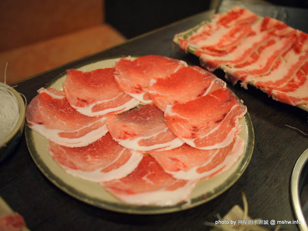 悅來涮涮鍋(三和一店):【食記】新北悅來日式涮涮鍋三和一店@三重MRT三重國小 : 食材新鮮,價格平實~惟環境有改善空間