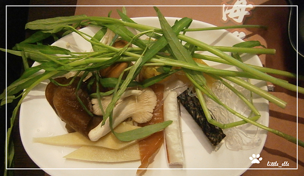 海角日式饗宴涮涮鍋：海角日式刷刷鍋~新莊重新店