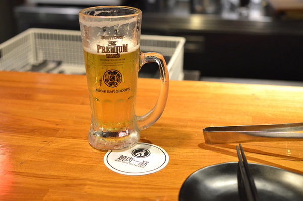 燒肉一筋: W小姐旅行畫報/ 新北|食記 燒肉一筋三重自強店 東區串場兄弟店 適合小聚的精緻單點式燒肉 食材高級新鮮 店員親切 完美的宵夜檔