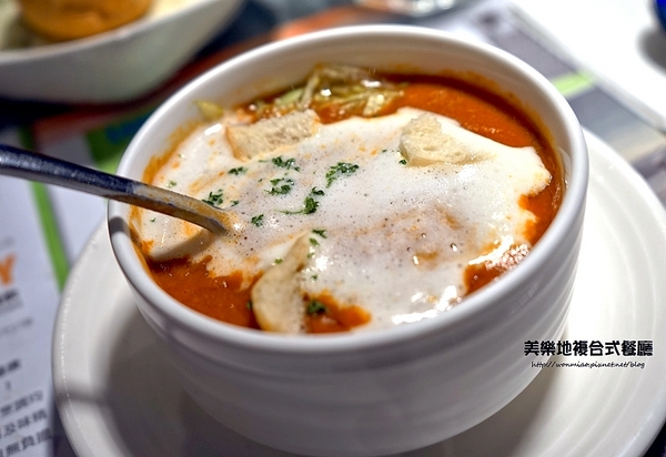 MELODY美樂地美食餐廳：【三重/新北市推薦/義式餐廳】健康義式餐點 ✿✿ Melody 美樂地複合式餐廳 ✿✿