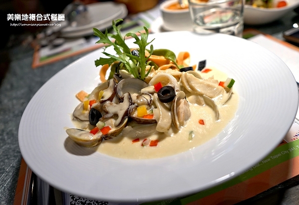 MELODY美樂地美食餐廳：【三重/新北市推薦/義式餐廳】健康義式餐點 ✿✿ Melody 美樂地複合式餐廳 ✿✿